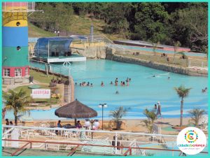 Crianças do Lar Santa Filomena curtem Parque Aquático Cidade da Criança