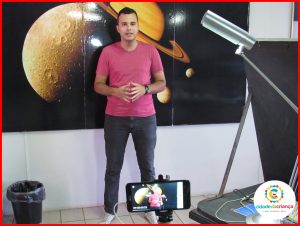Canal educacional usa Planetário como cenário para episódio sobre o “Big Bang”