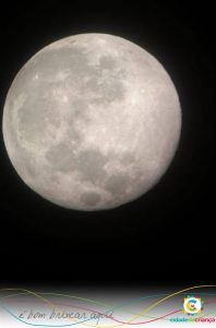 Observatório da Cidade da Criança realiza sessões gratuitas de observação astronômica todas as quintas e sábados