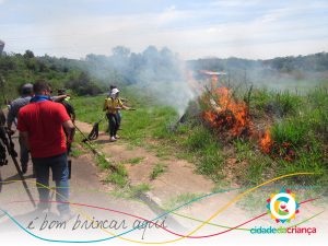 CART promove treinamento na Cidade da Criança de combate a incêndios florestais