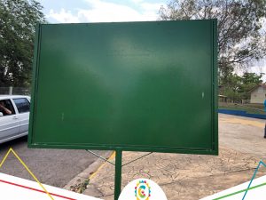 Parque Ecológico receberá novas placas informativas na área do parquinho e do aviário